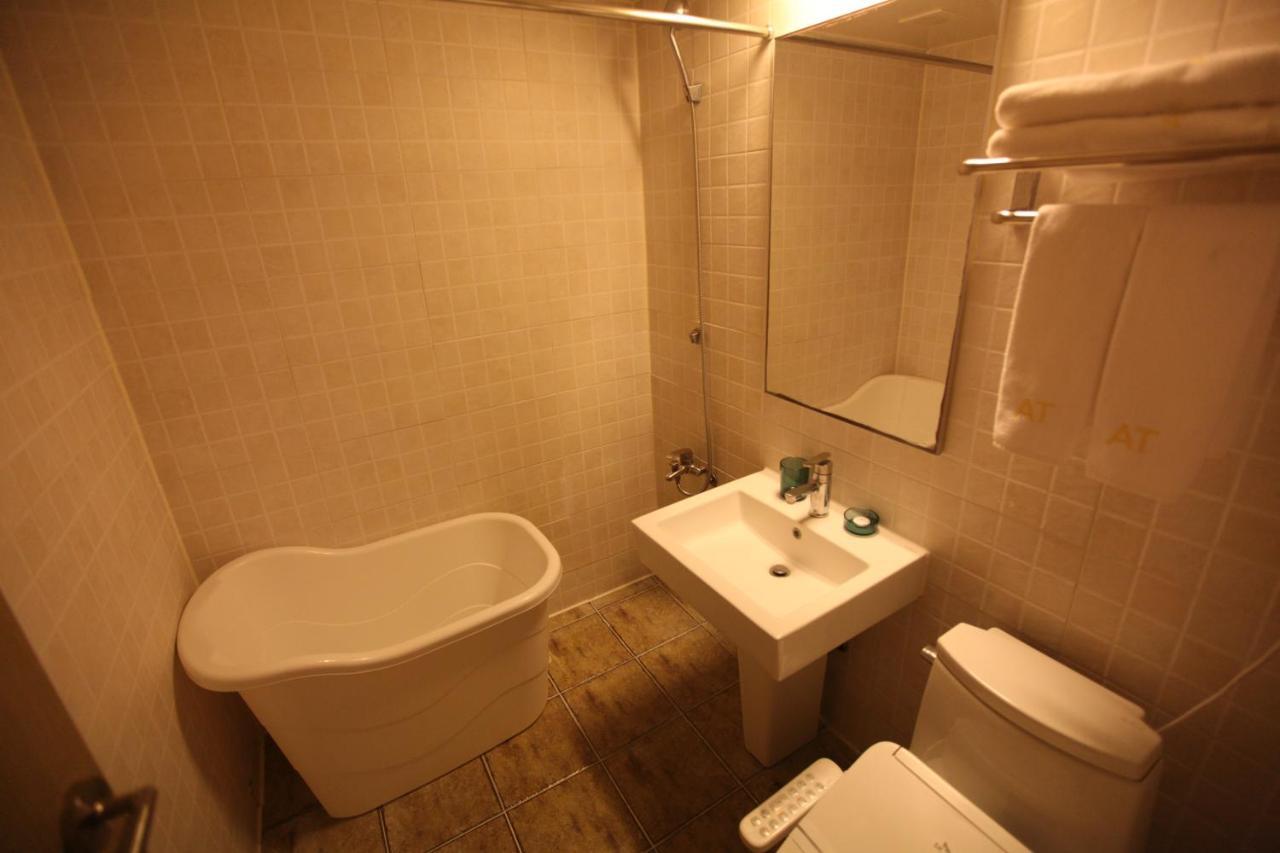 Changwon At Business Hotel Kültér fotó